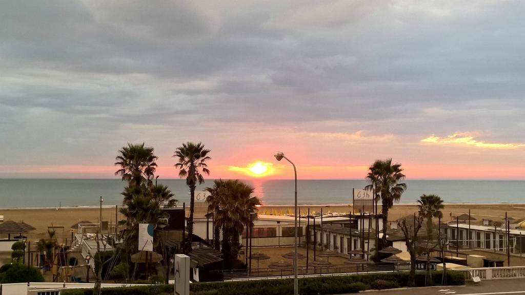 Alisei Palace Hotel Rimini Buitenkant foto